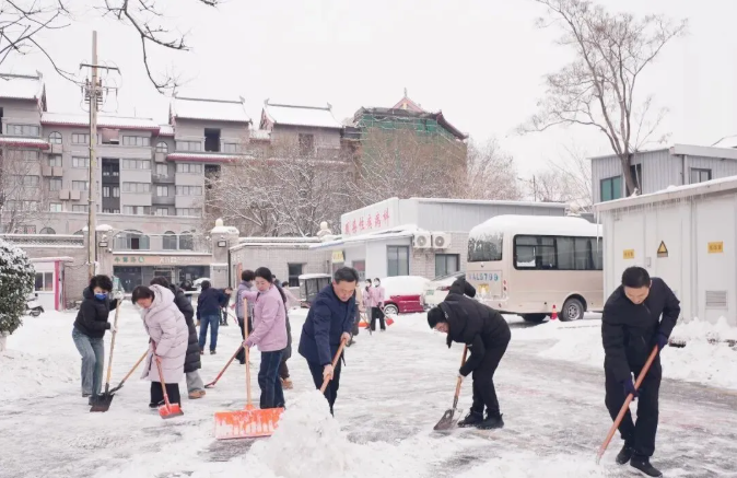 以雪为令 迅速行动 全力保障群众安全就医
