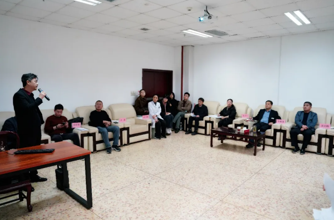 聚焦前沿技术 赋能高质量发展——开封市中医院召开细胞医学应用拓展工作研讨会