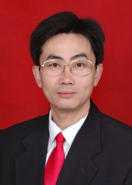 熊冠宇：党委委员、副院长